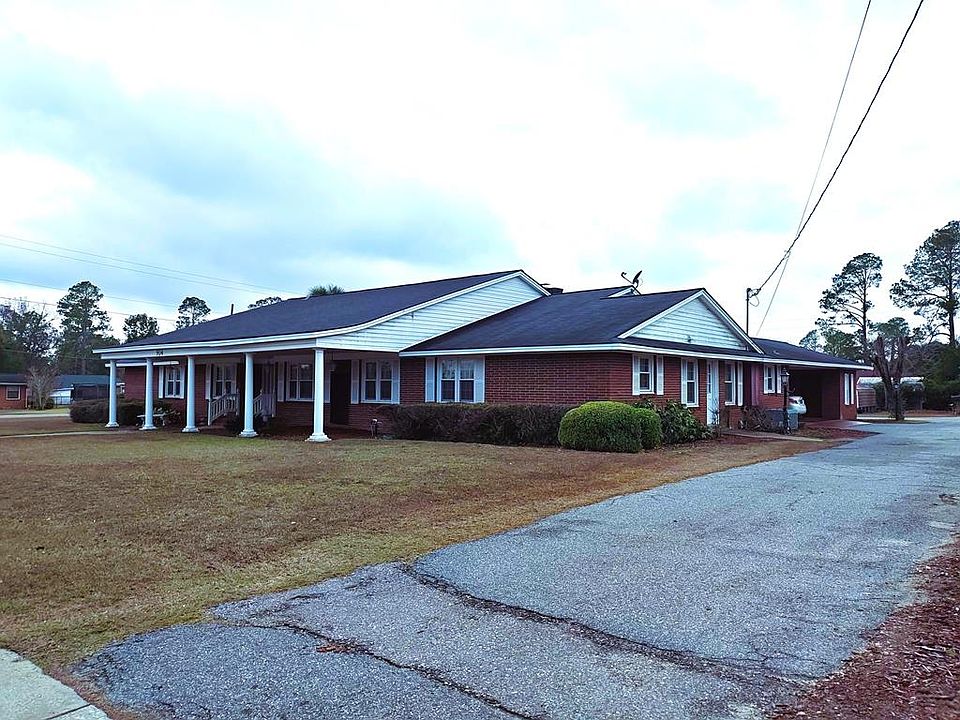 1st image of 904 S Wiley Ave