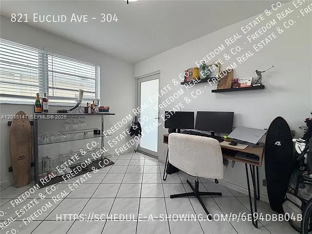 821 Euclid Ave #304 — Photo 8