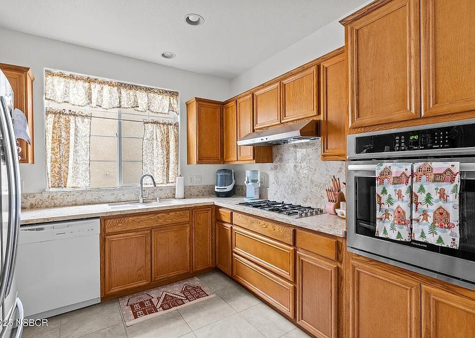 1st image of 217 Gilea Ct