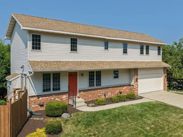 1038 N Thompson Dr, Madison, WI 53704