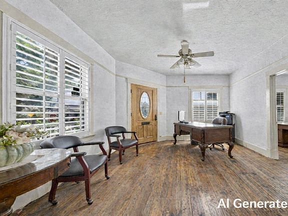 3rd image of 136 W Figueroa St
