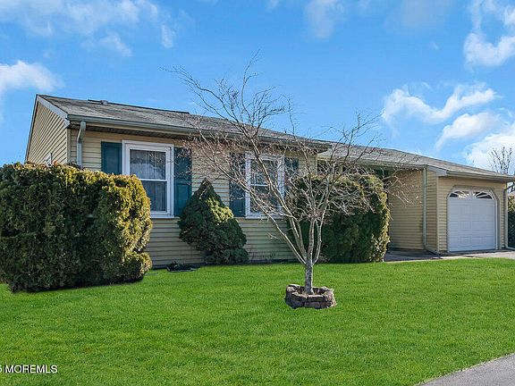 4th image of 84 Westport Drive