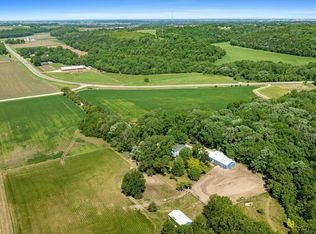 33504 Warsaw Trl, Cannon Falls, MN 55009