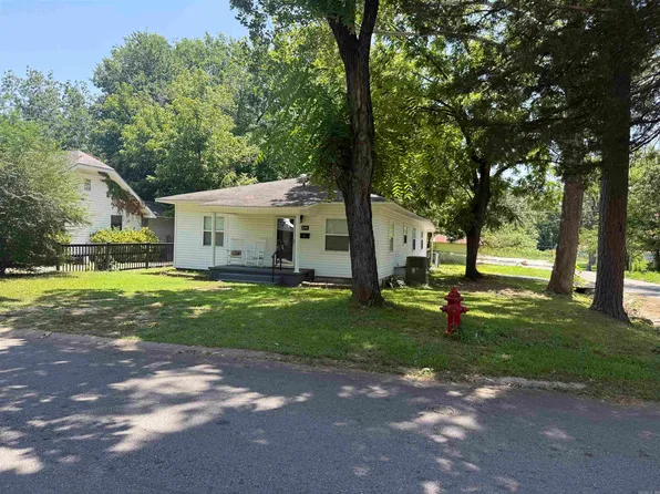 211 W Quitman St, Heber Springs, AR 72543