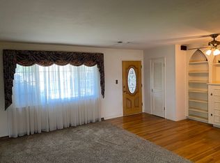225 E Terrace Dr, Hanford, CA 93230