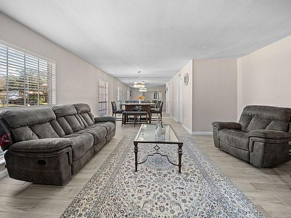 5th image of 16915 Clan Macgregor Dr