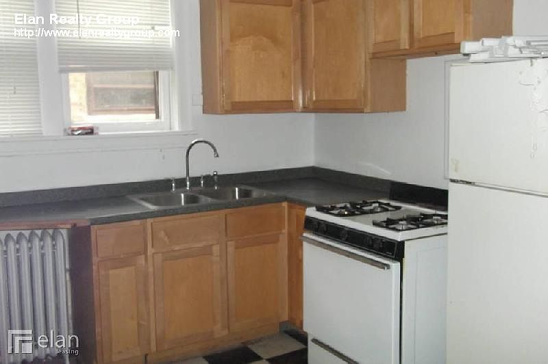 2nd image of 2206 Sherman Ave APT H2