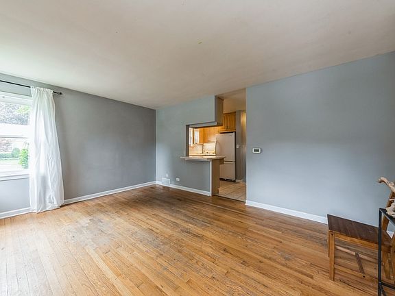 Living Room/ Dining Room Combo