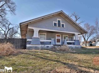 475 Main St, Sterling, NE 68443
