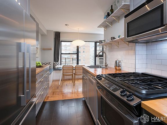 4th image of 130 Saint Edwards St APT 11B
