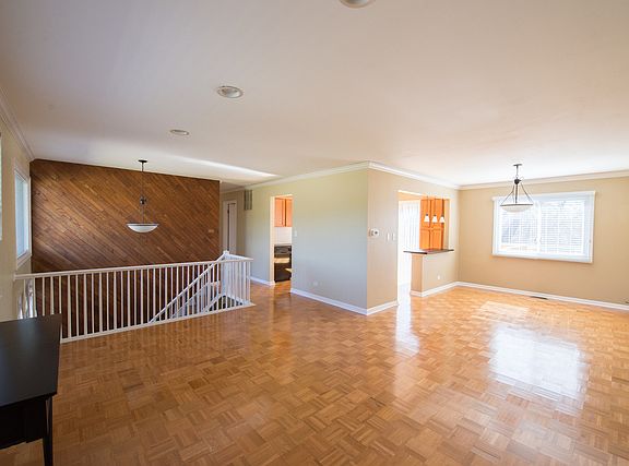 5th image of 1335 Westbury Dr