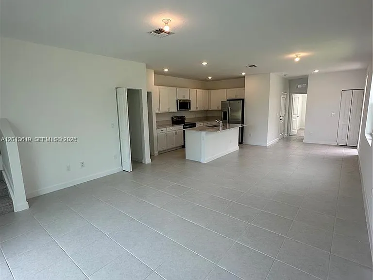 4665 Meyerson Pl — Photo 11