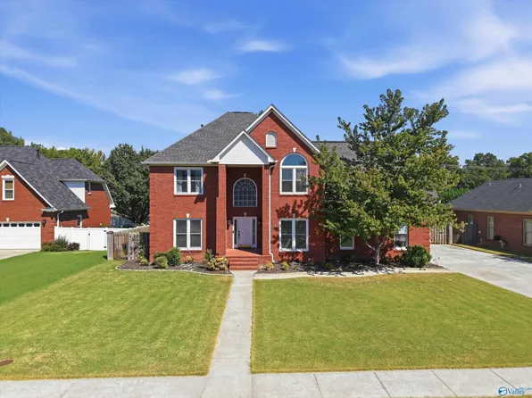 1906 Colony Way SW, Decatur, AL 35603