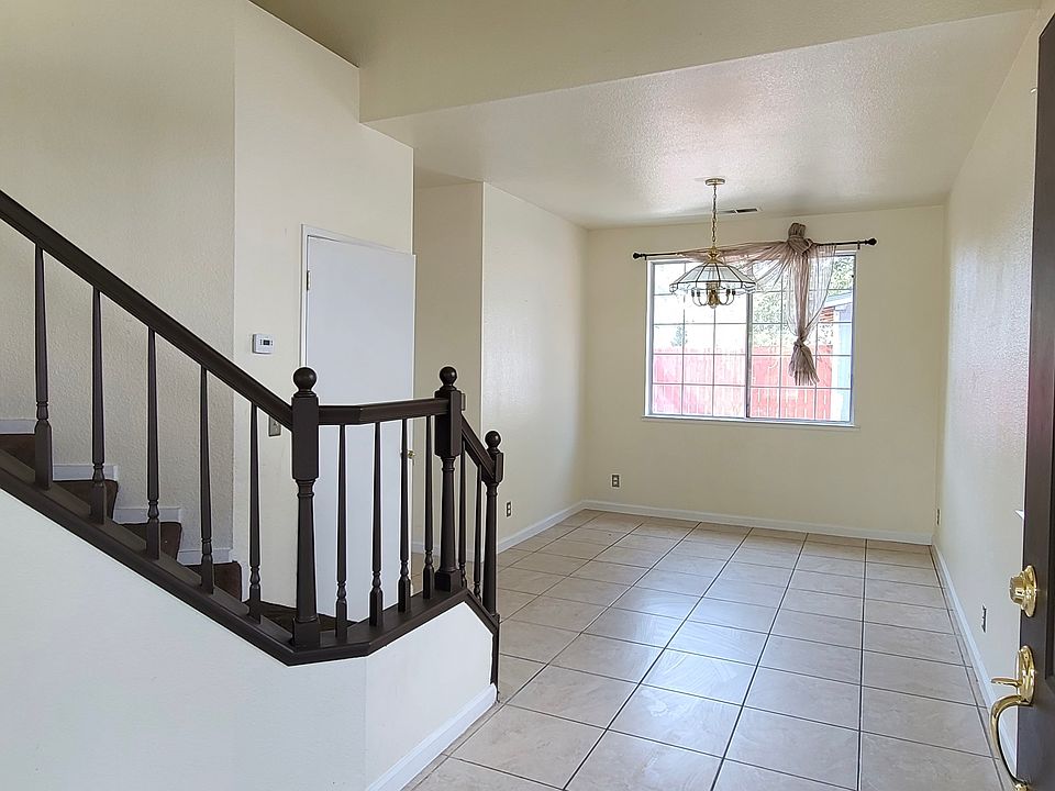 1st image of 753 Ashboro Ln
