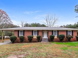 20 Freeman Dr, Stockbridge, GA 30281