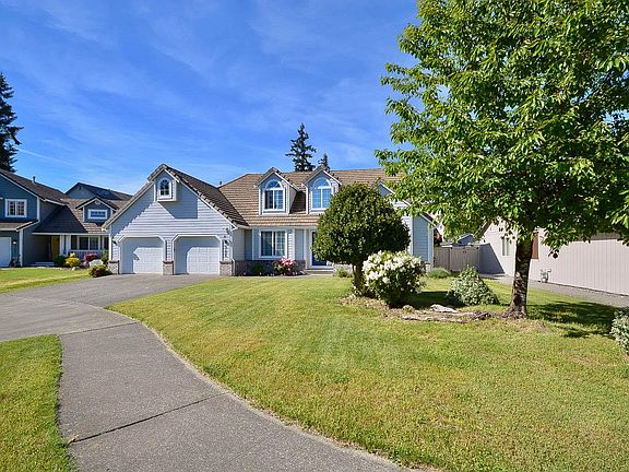 3rd image of 9108 Lewis Dr NE