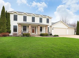 524 Maple Ridge Rd, Berlin, WI 54923