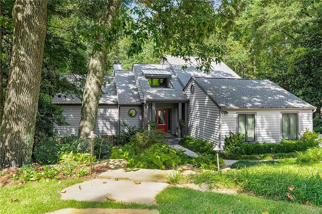 3860 Brandy Station Ct SE photo 1