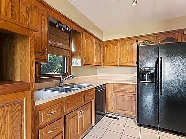 127 Grand Prairie Dr — Photo 7