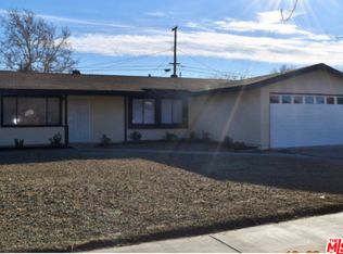432 E Kettering St, Lancaster, CA 93535