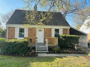 527 Kendall Ln, Dekalb, IL 60115
