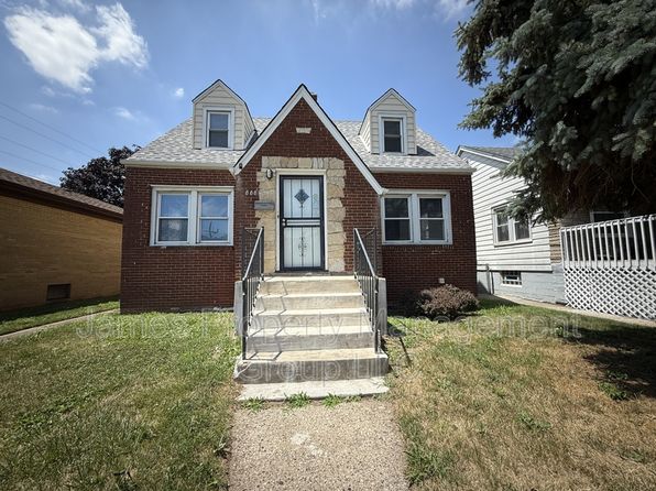 666 Greenbay Ave