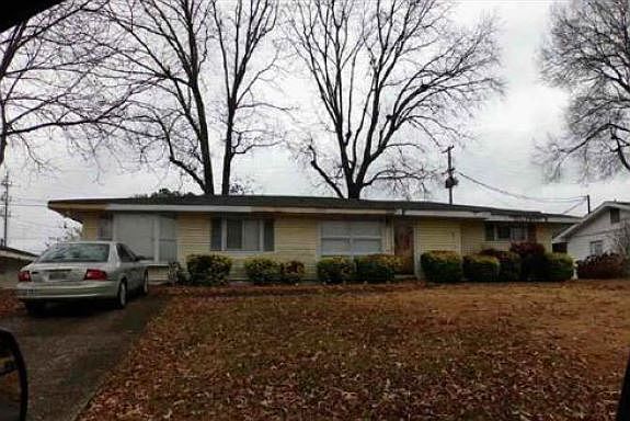 1st image of 4114 Eastwood Dr