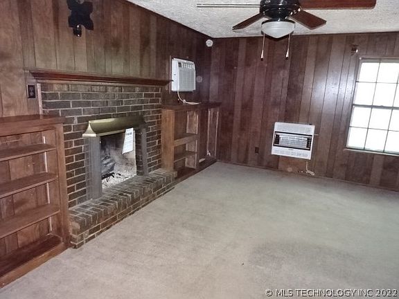 4th image of 443 S 72nd East Ave