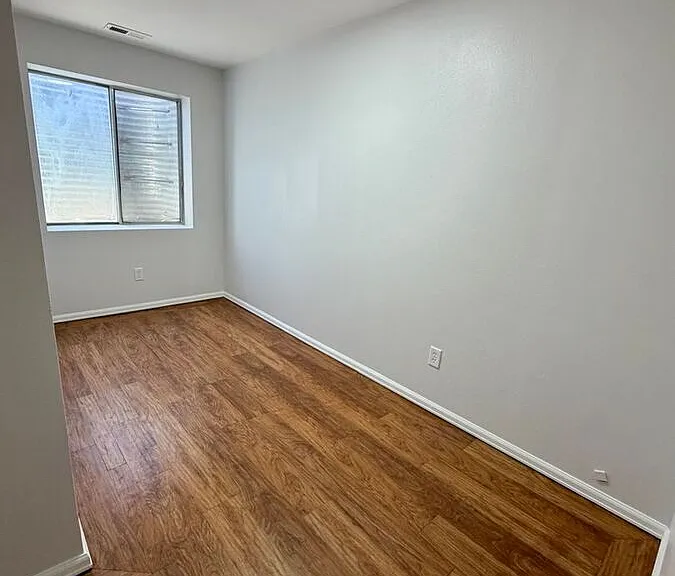 4184 Charleston Dr — Photo 18