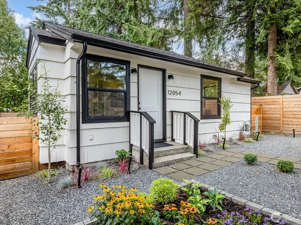 12054 20th Avenue NE, Seattle, WA 98125