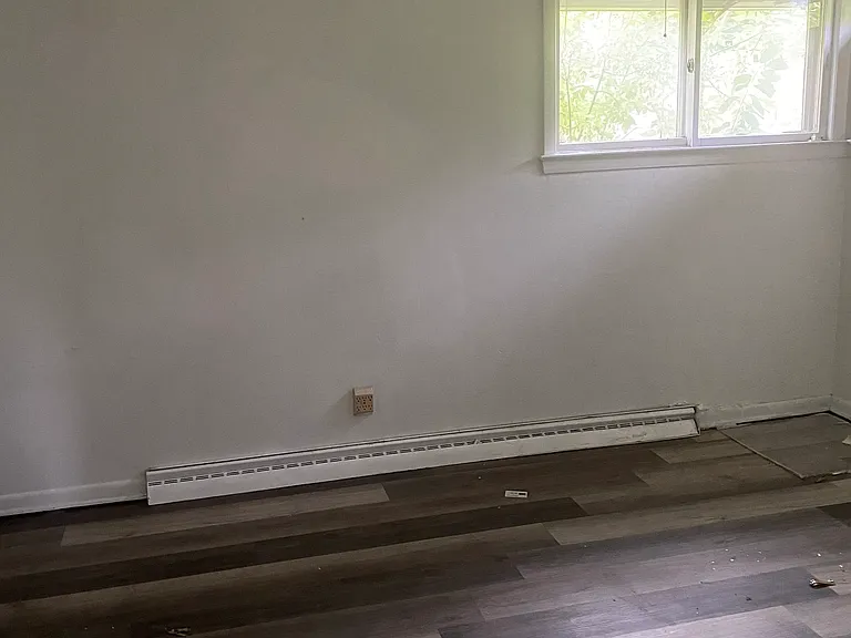 5742 W Silver Spring Dr — Photo 5