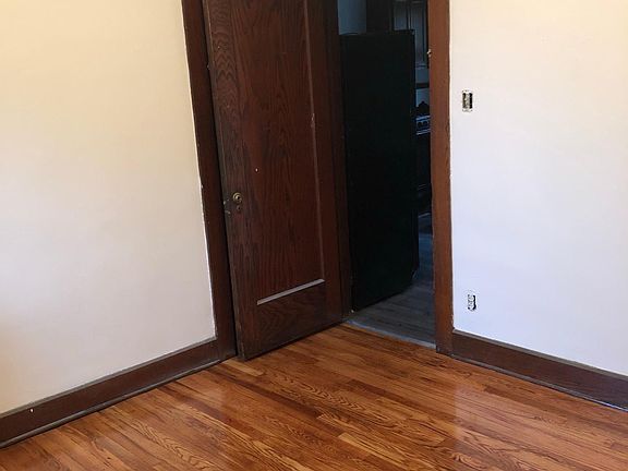 5th image of 124 Winthrop Ave #2