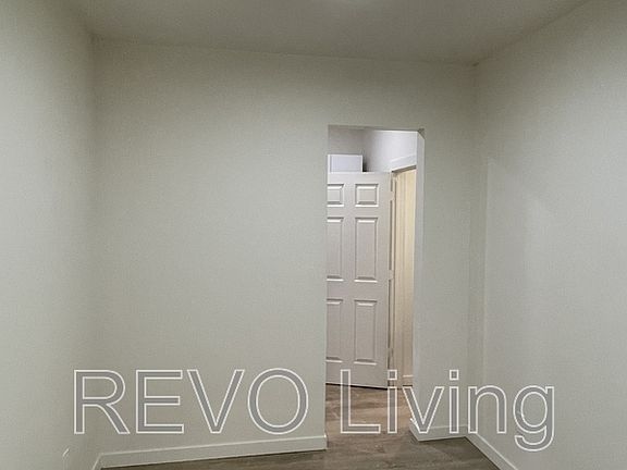 4th image of 151 Colborne St #165A