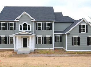 29 W Hills Dr, Avon, CT 06001