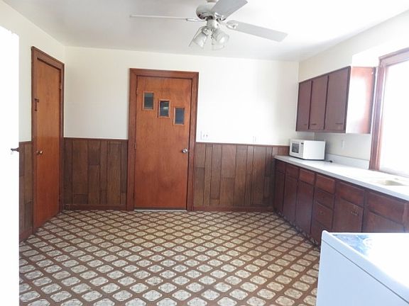3rd image of 8212 N County Road 675 E