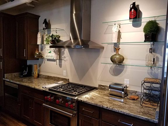 3rd image of 275 S Limestone St #115