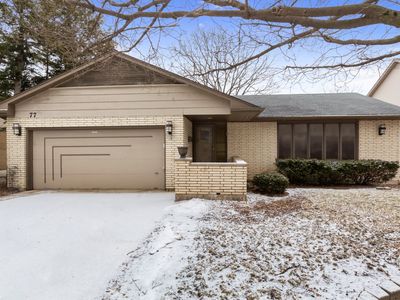 77 Grove Ave, Glen Ellyn, IL, 60137
