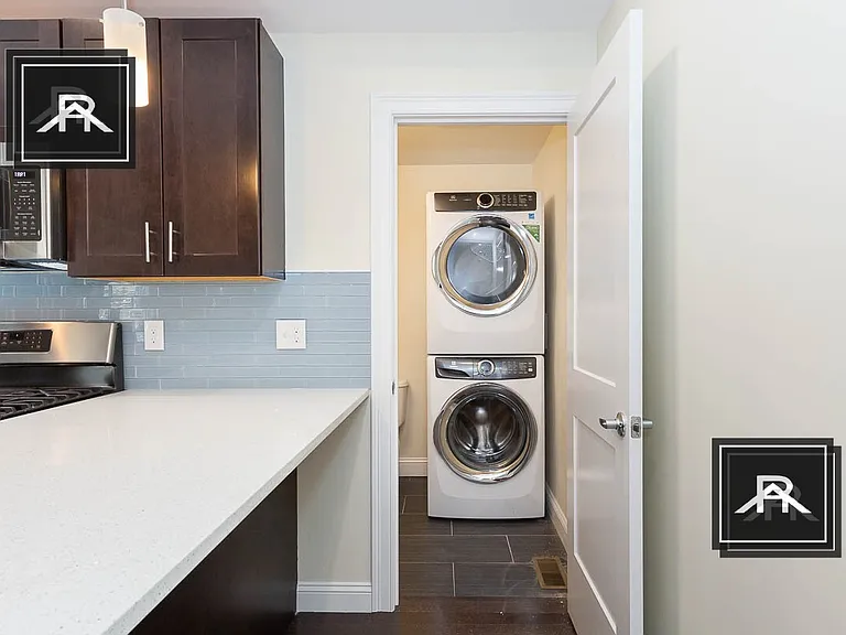 59-61 Catherine St #1 — Photo 10