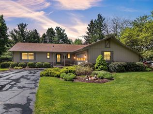 4151 Westwind Dr, Dewitt, MI 48820