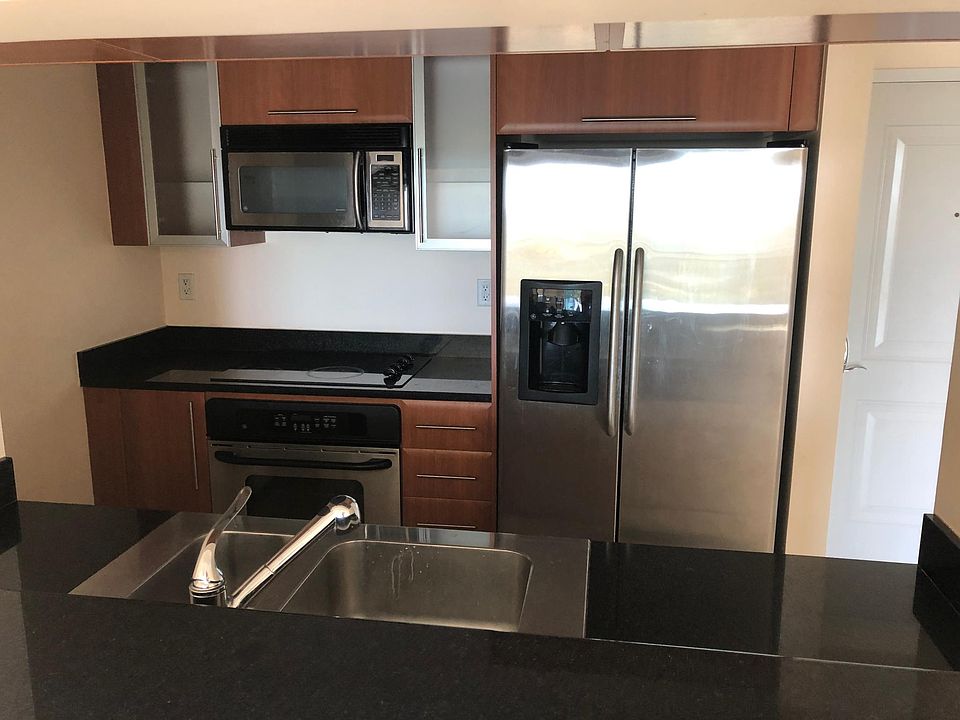 2nd image of 610 W Las Olas Blvd APT 1421