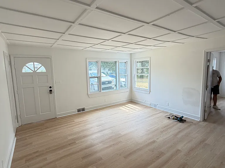 3307 Arlington Dr — Photo 6