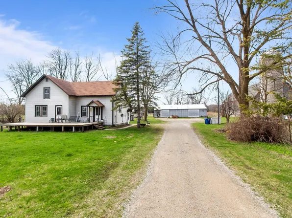 N5055 State Highway 32, Krakow, WI 54137