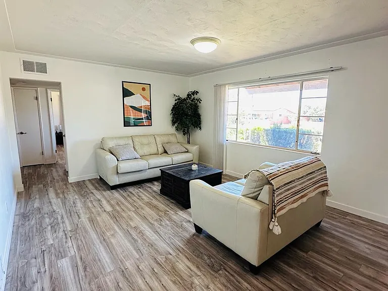 3010 E Copper St — Photo 9