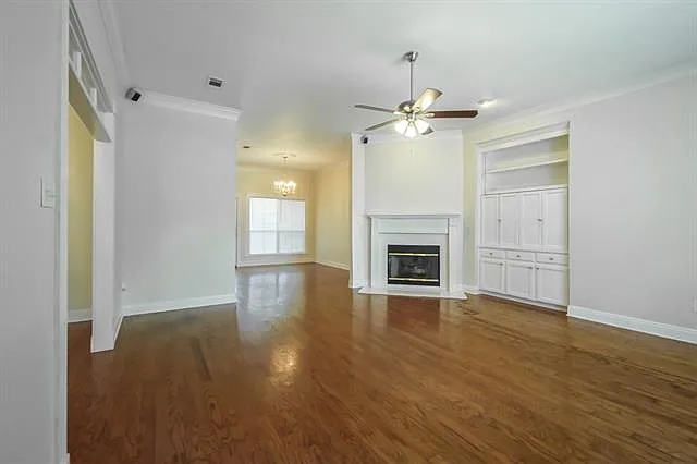 3070 Pine Pl — Photo 3