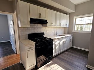 206 Peshine Ave #1B, Newark, NJ 07108