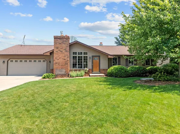 1722 N McIntosh Dr, Appleton, WI 54914