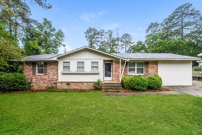 7307 Patricia Dr — Photo 1