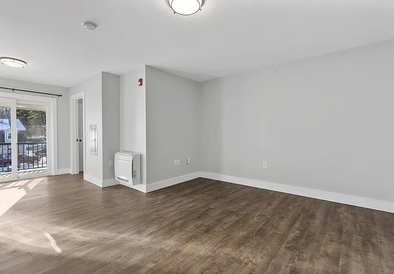 969 Hopmeadow Street — Photo 3