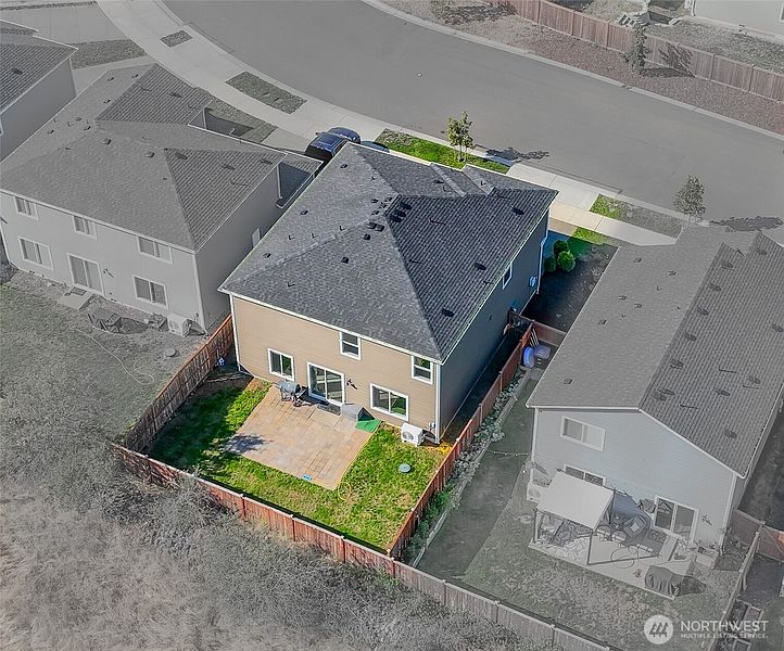 4th image of 15057 Iverson Loop SE