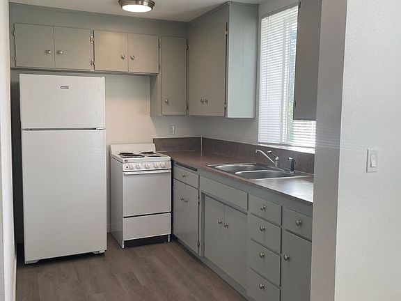 4th image of 6605 6th Ave #1241